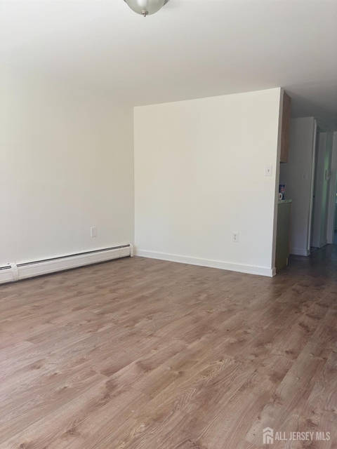 661 Catherine Street - Photo 1