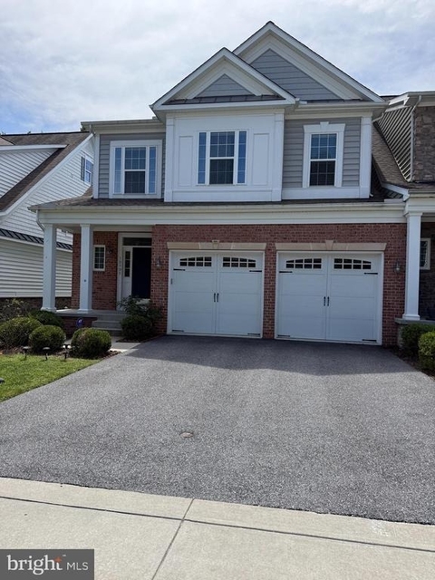 10905 Fairmont Lane - Photo 1