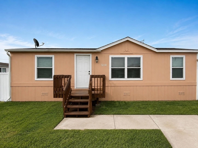 3234 Cantabrian Dr - Photo 1