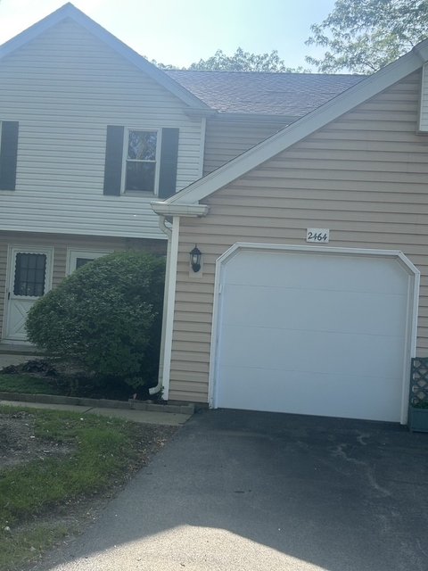 2464 Devonshire Court - Photo 1