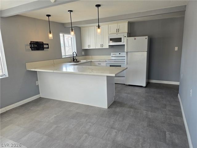 1037 June Avenue - Photo 1