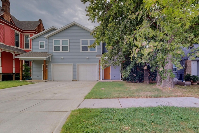 618 W Sears Street - Photo 1