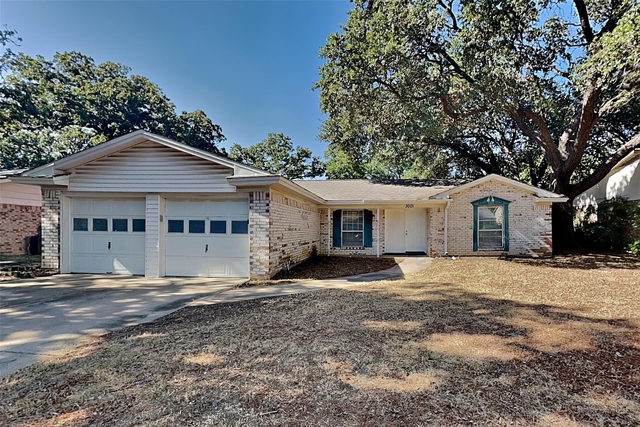 3001 Mark Drive - Photo 1