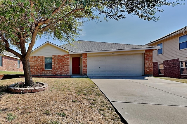 4941 Water Ridge Lane - Photo 1