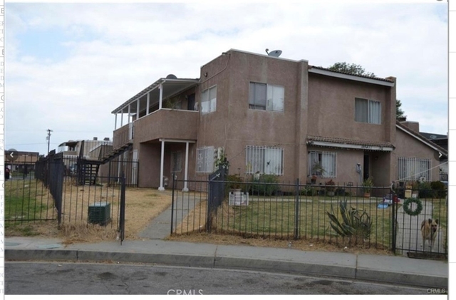 1094 N Verde Avenue - Photo 1