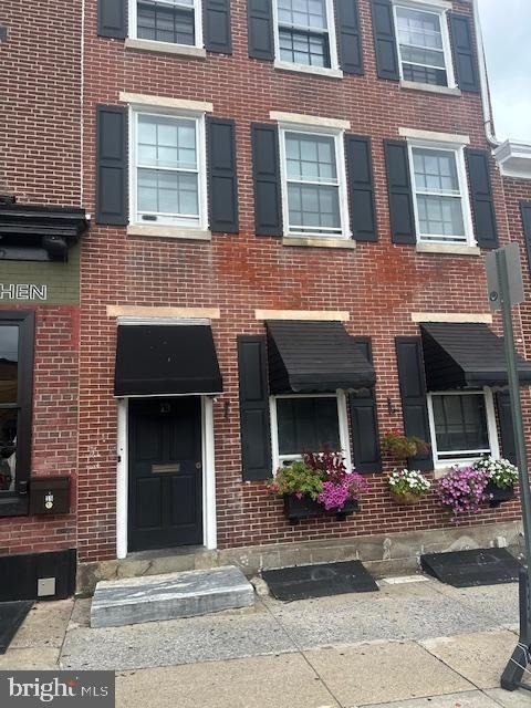 13 N Walnut Street - Photo 1