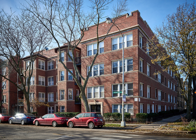 6832 N Ashland Boulevard - Photo 1