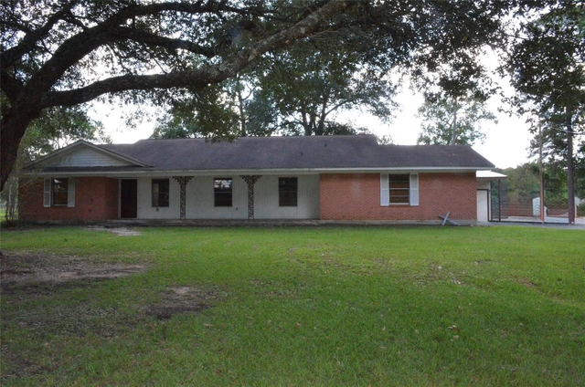 310 S Highway 150 - Photo 1