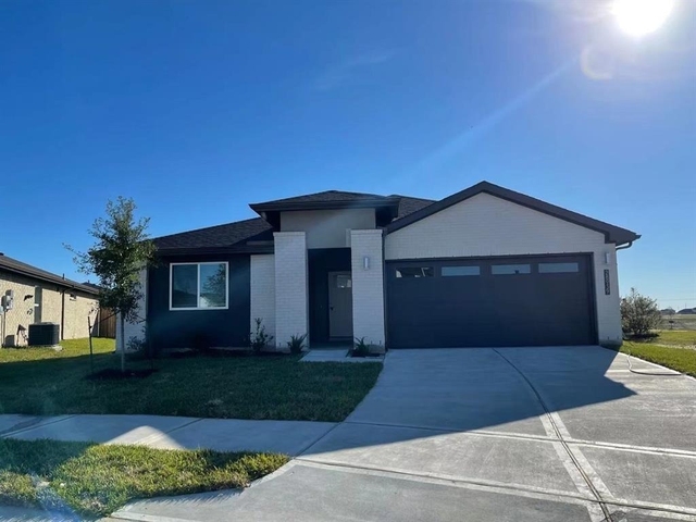28939 Lupo River Court - Photo 1