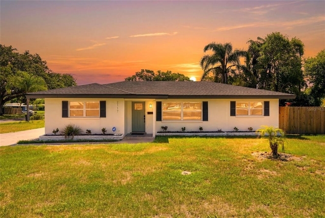 2117 N Hercules Avenue - Photo 1