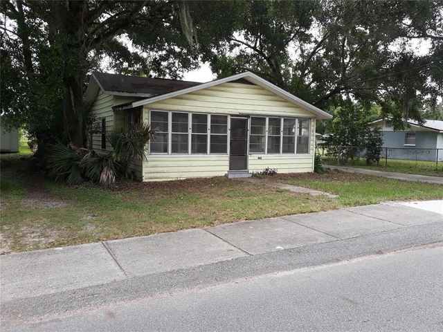 403 Walnut Street - Photo 1