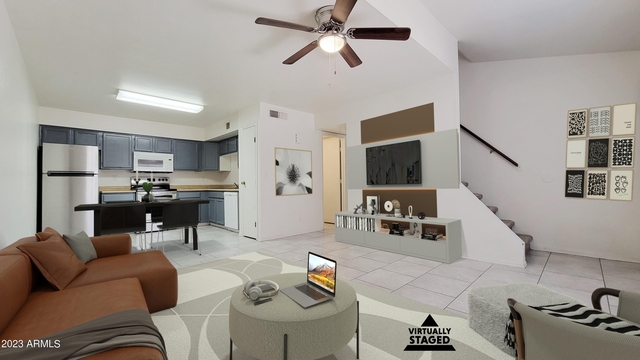 6155 E Greenway Street - Photo 1