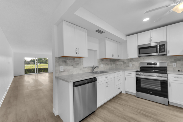3003 Portofino Isle - Photo 1