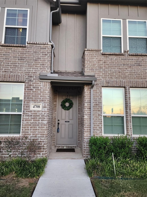 4708 Haltom Road - Photo 1
