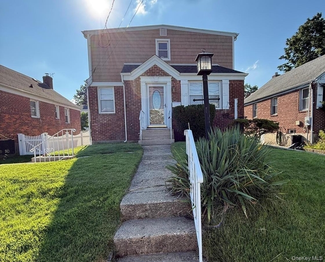253 Kensington Road - Photo 1