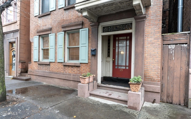 89 4th Street - Photo 1