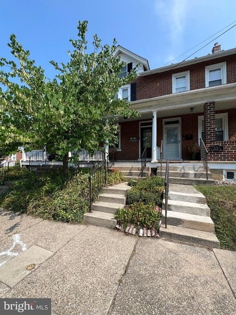 333 E Landis Street - Photo 1