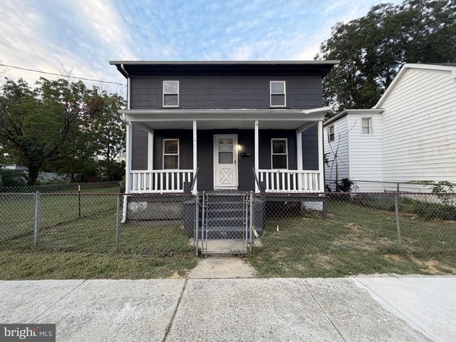 1013 Church Street - Photo 1
