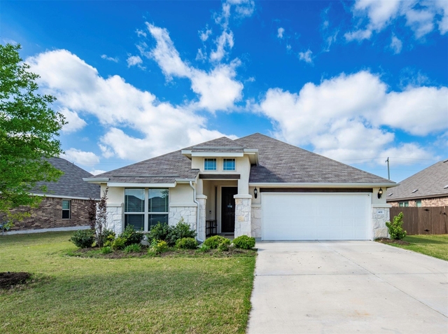 402 Pulitzer Dr - Photo 1