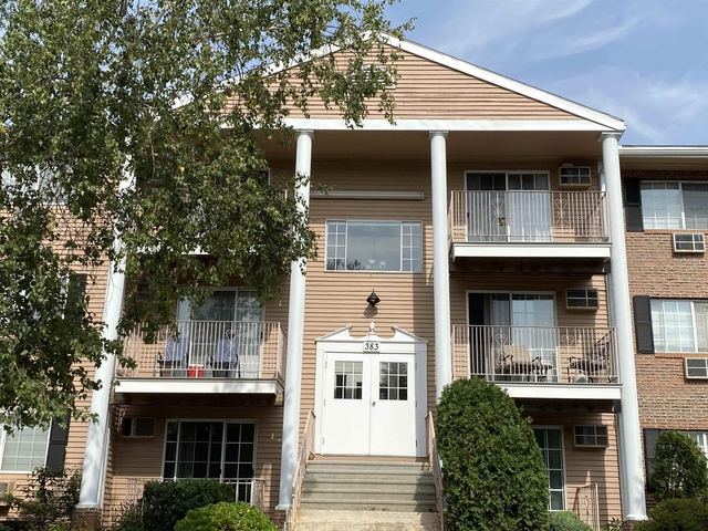 383 Huse - Photo 1