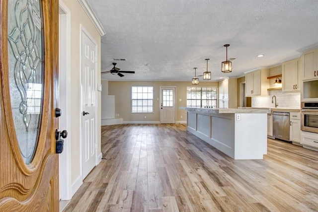 505 Foxmeadow Lane - Photo 1