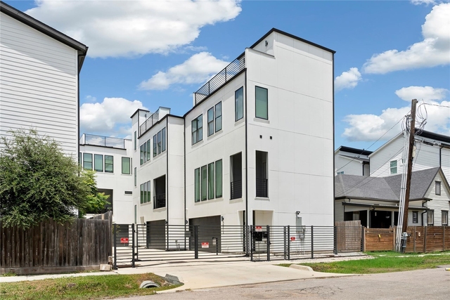 3012 Delano Street - Photo 1