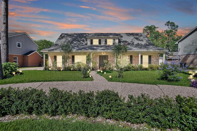 15010 Falling Creek Drive - Photo 1