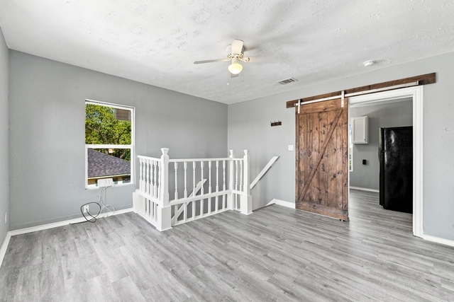304 E 22nd Street - Photo 1