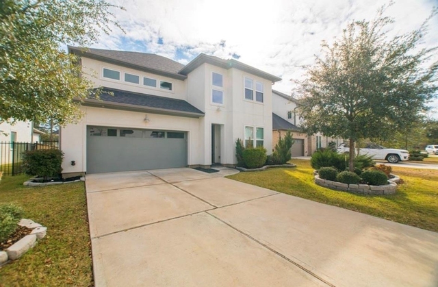 16 Clearview Terrace Place - Photo 1