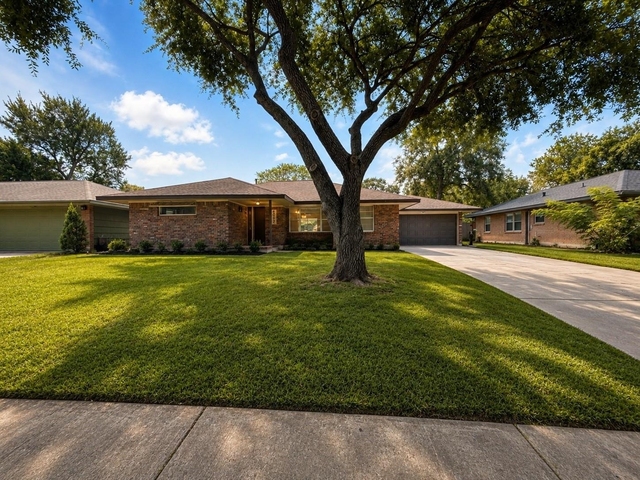 5027 Creekbend Drive - Photo 1