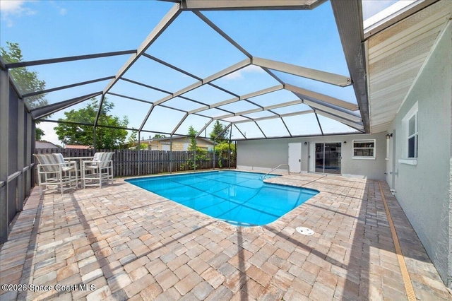 545 S Courtenay Parkway - Photo 1