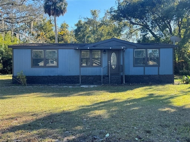 177 W Wilbur Avenue - Photo 1