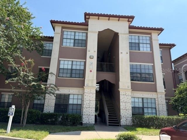 6137 Metrowest Boulevard - Photo 1