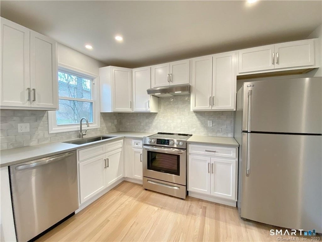 56 Taylor Place - Photo 1