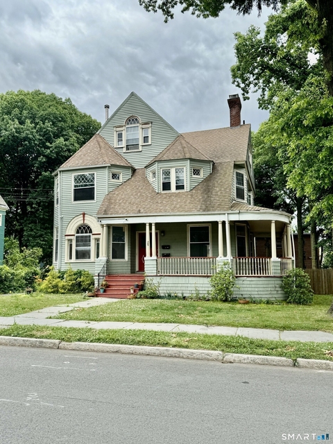 28 Kenyon Street - Photo 1