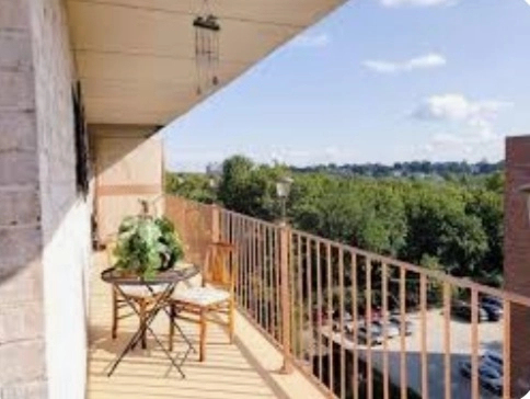 687 Bronx River Road - Photo 1