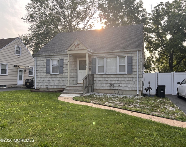 205 Villa Place - Photo 1