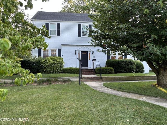 55 Pinewood Avenue - Photo 1