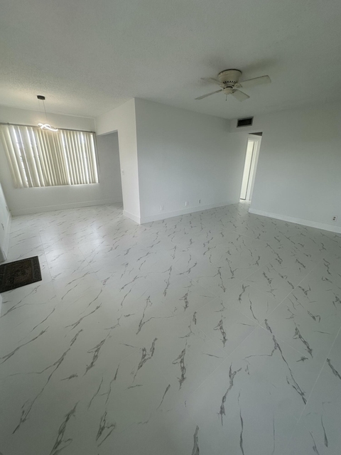 165 Brighton D - Photo 1