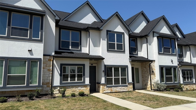 366 Buck Ridge Drive - Photo 1