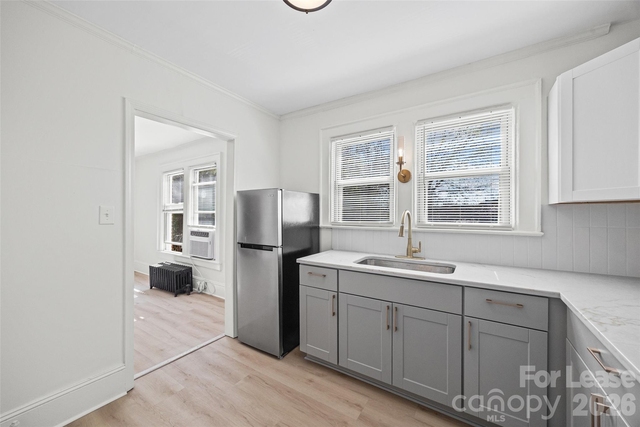 49 Corban Avenue Sw - Photo 1
