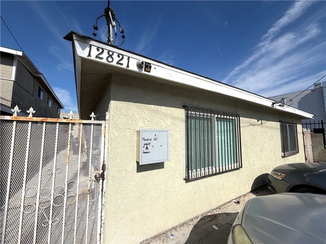 12821 Doty Avenue - Photo 1