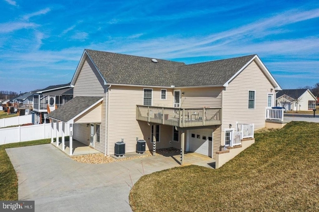 1125 Ewell Street - Photo 1