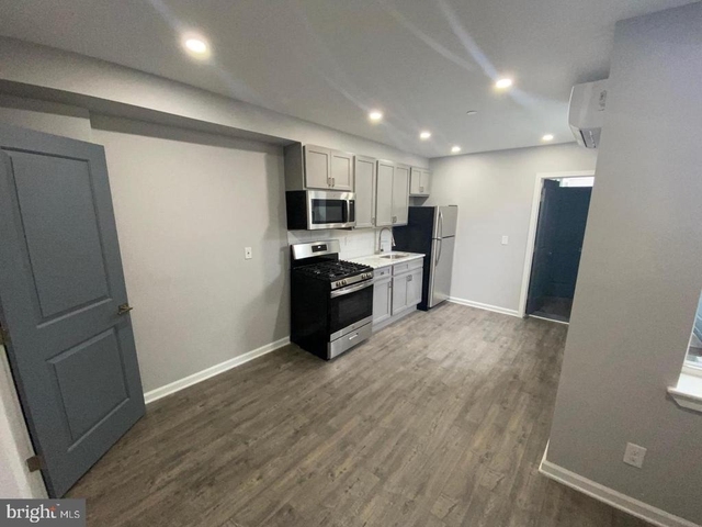 1122 Gerritt Street - Photo 1