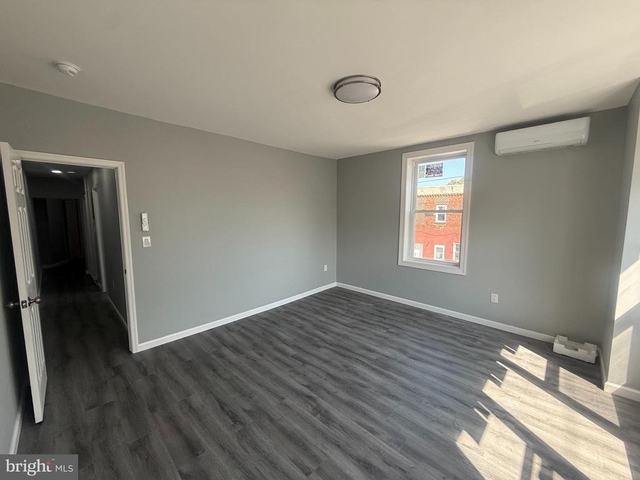2600 S 6th Street - Photo 1