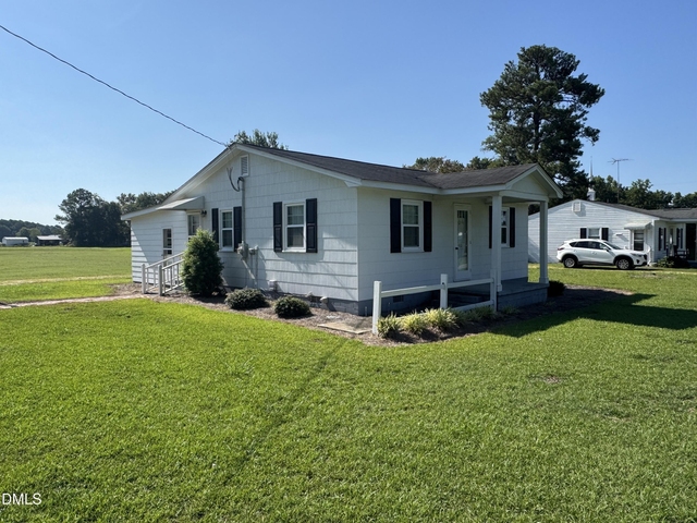 1410 Jonesboro Road - Photo 1