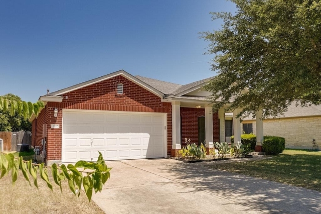 3310 Zinfandel Ln - Photo 1