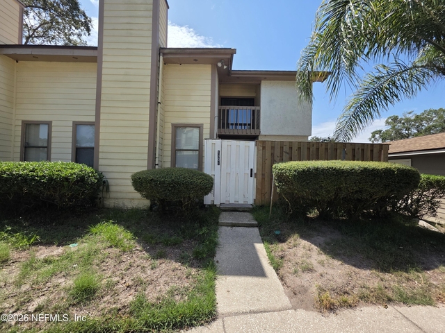 1301 W Defender Court - Photo 1
