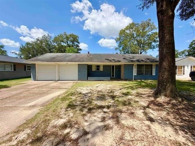 4690 Fieldwood Lane - Photo 1