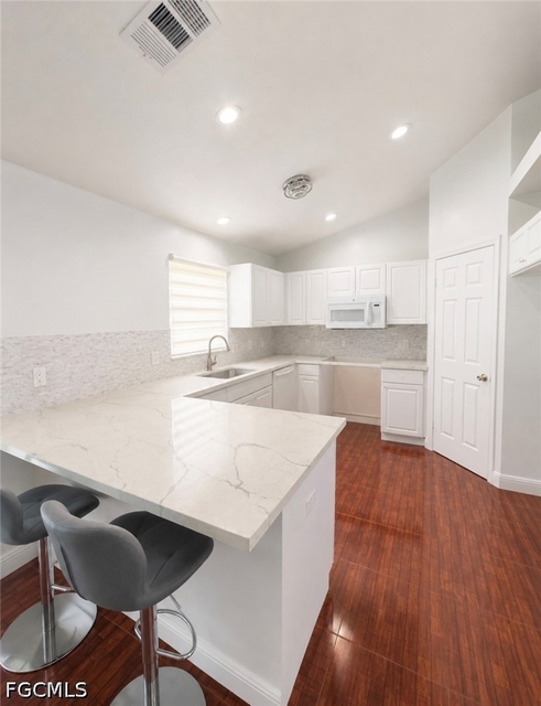 1115 Anza Avenue - Photo 1